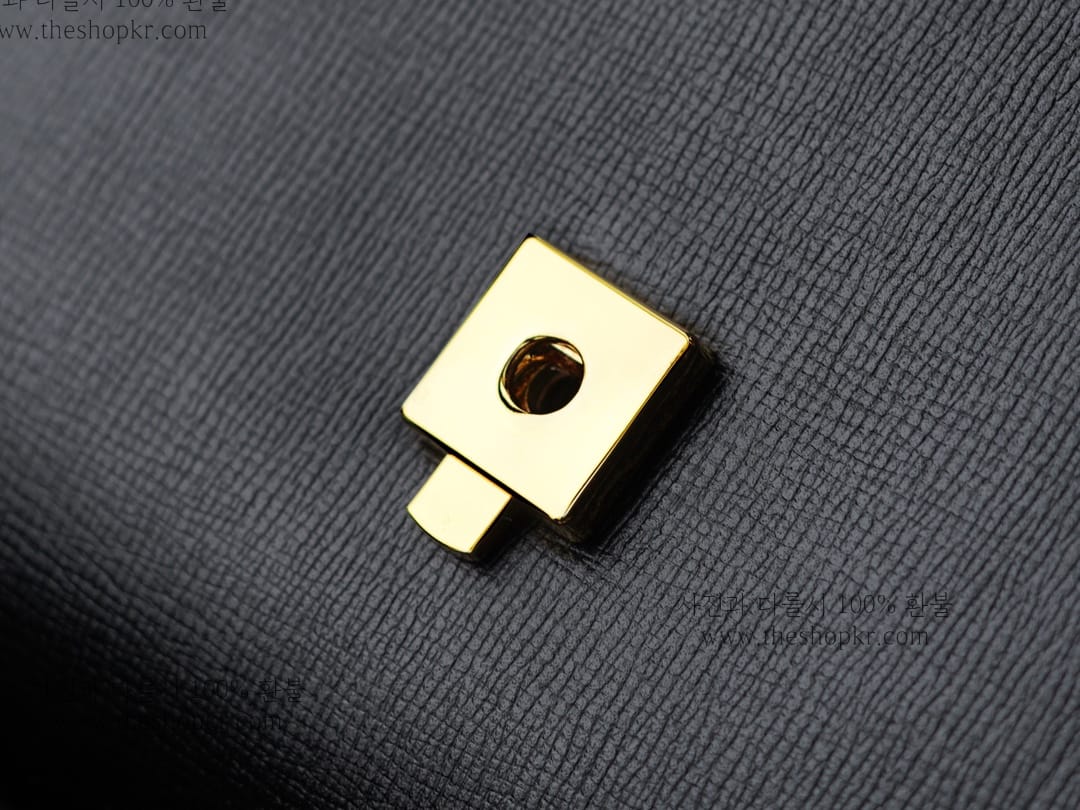 d148ec7adeb7ea0f45b69504fdad4cae_1731488290_7088.jpg