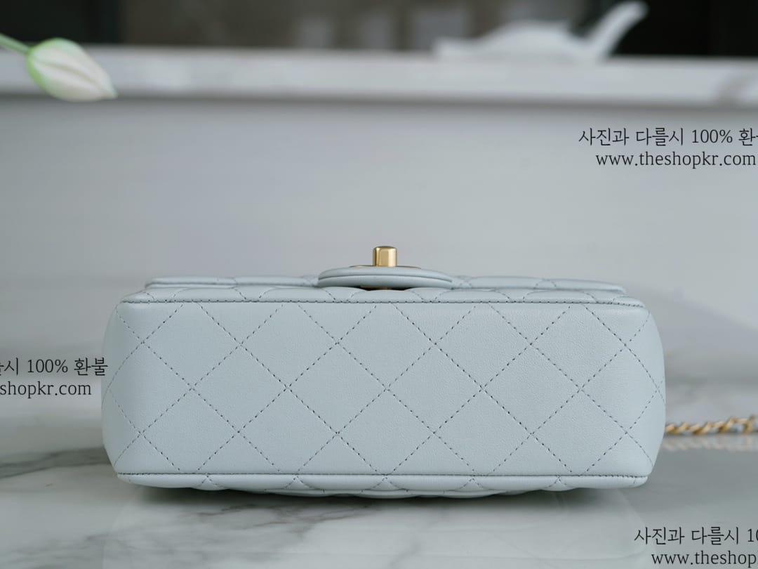 (펜더) 샤넬 23C 메탈볼 미니 백