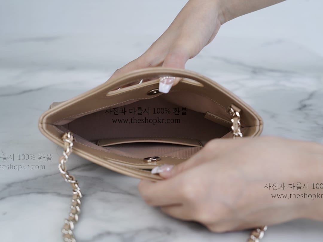 (펜더) 샤넬 24S 31 나노 클러치 백