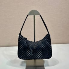 (야오) 프라다 스터드 호보 백