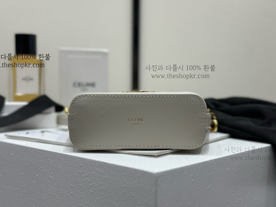 (흰고래) 미니 트리옹프 버킷 백