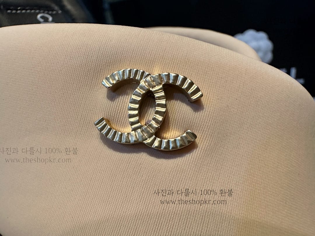 (해피) 샤넬 크로스 퍼프 슬리퍼