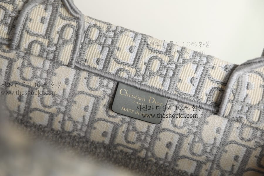 (닥터) 디올 미듐 북토트 백