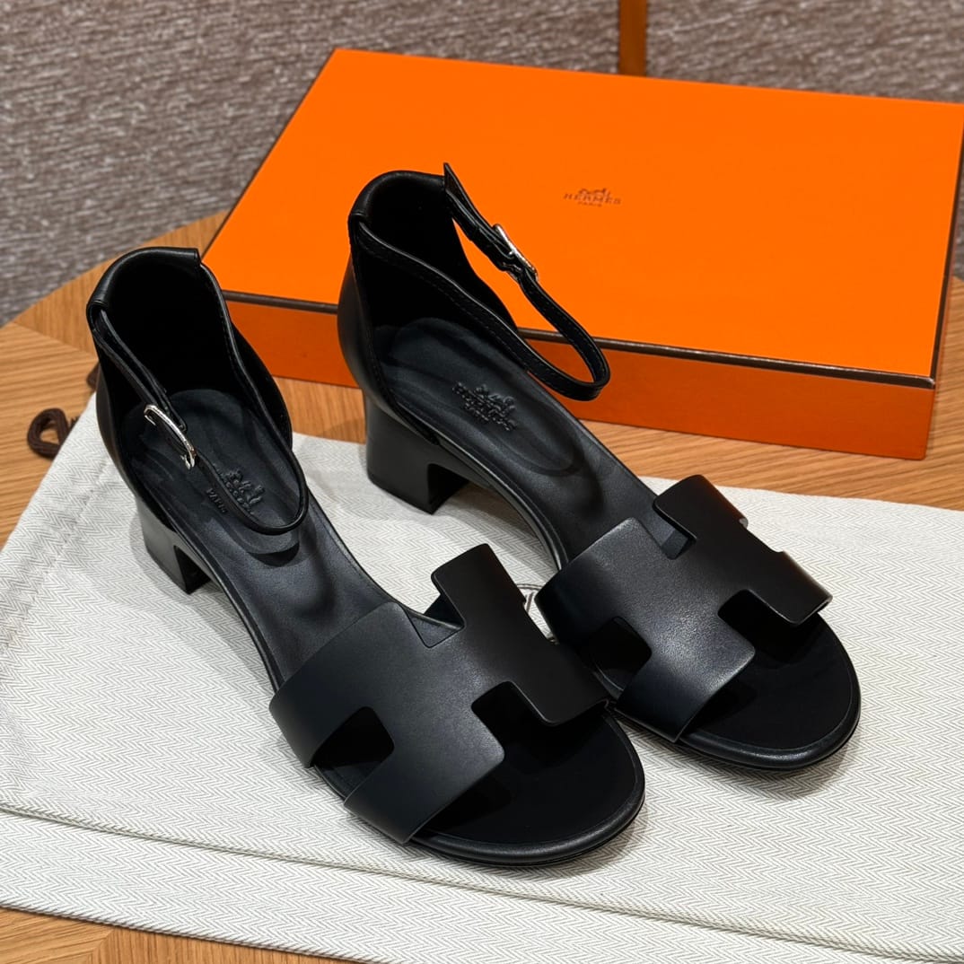 (찡댄) 에르메스 엔센스50 여성 샌들