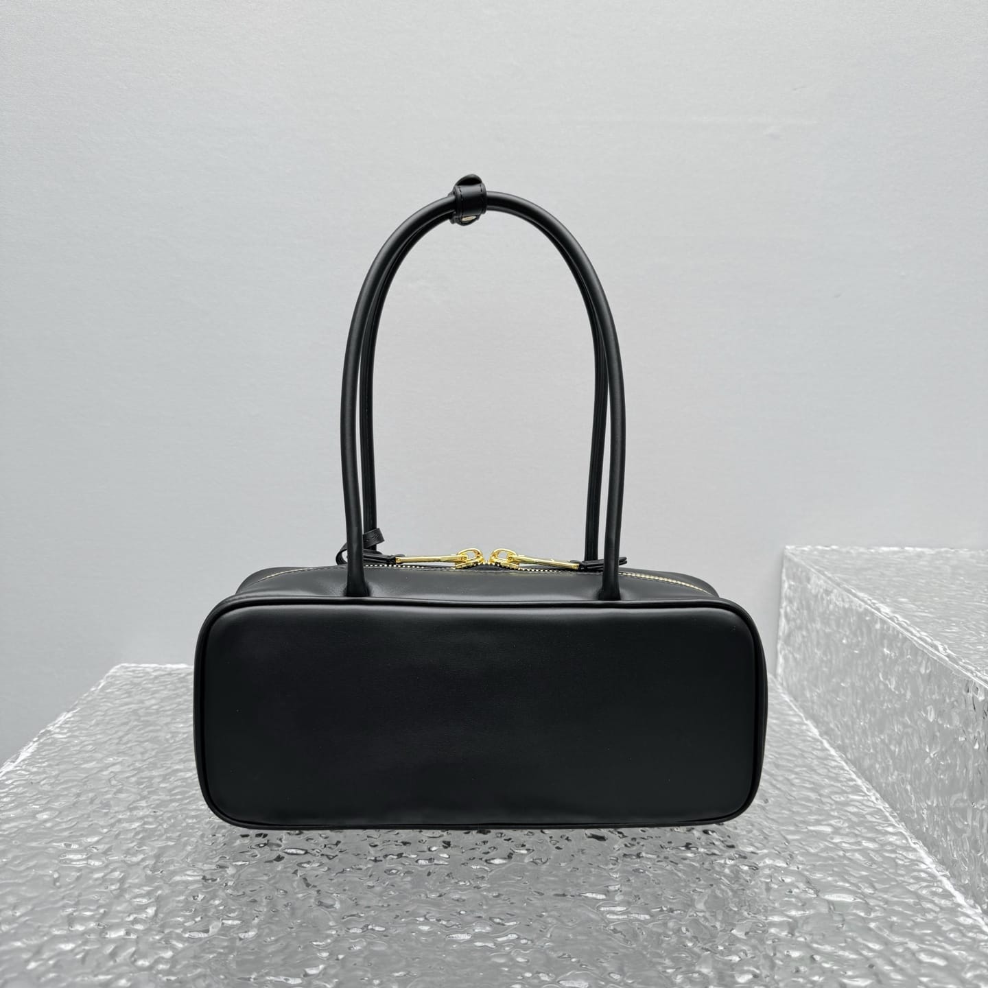 (카타) 미우미우 스몰 보 백